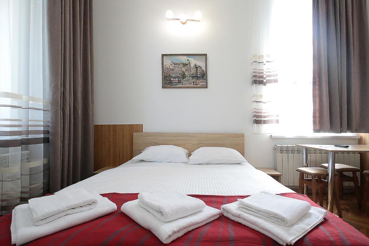 Buk Apartments On Doroshenka 29 Liov Exterior foto