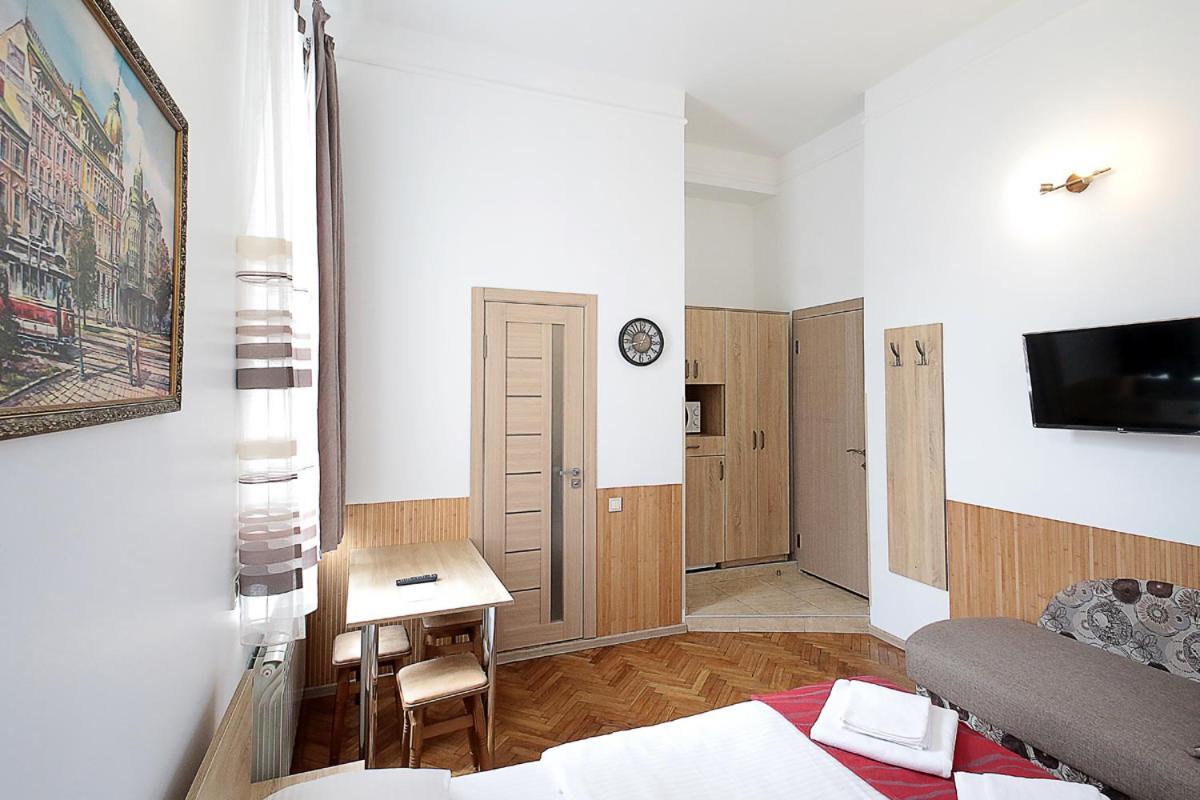Buk Apartments On Doroshenka 29 Liov Exterior foto