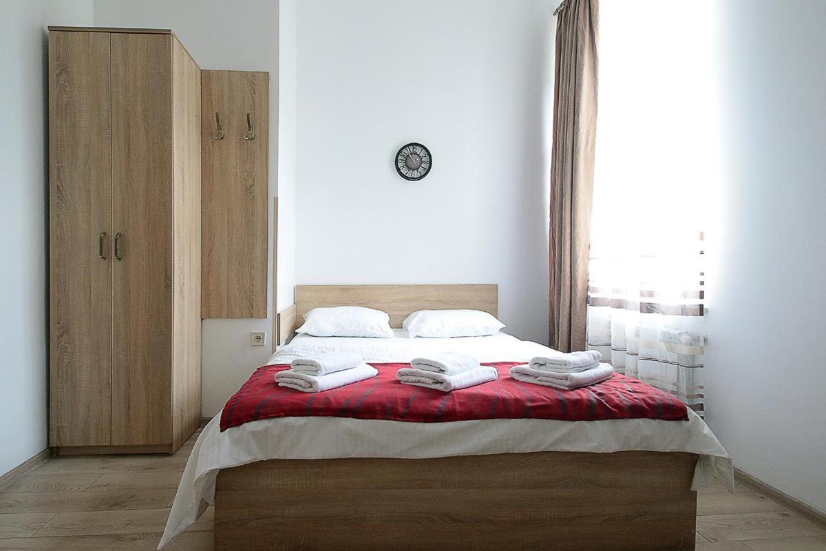 Buk Apartments On Doroshenka 29 Liov Exterior foto